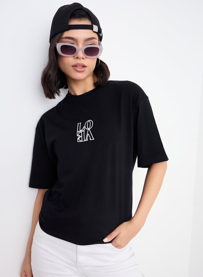 Styli Embroidered Detail Round Neck Oversized T-Shirt - Image 5